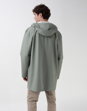 Herrenregenmantel ELEGANCE SMOKY GREEN - wasserdichte Kleidung - Farbe khaki grün - Kapuze - VANNSKJOLD